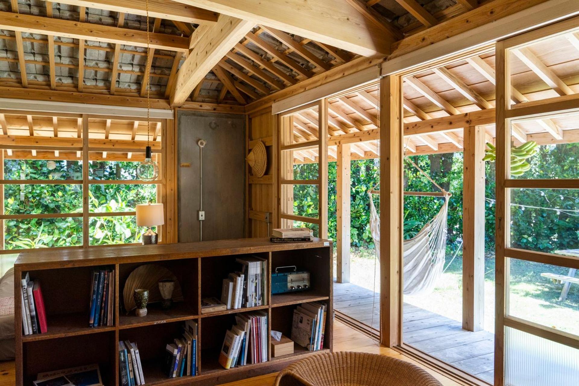 フクギに囲まれた家 さばんぎ沖縄古民家 Savangi Okinawan Designed Folk House Nakijin Exterior photo